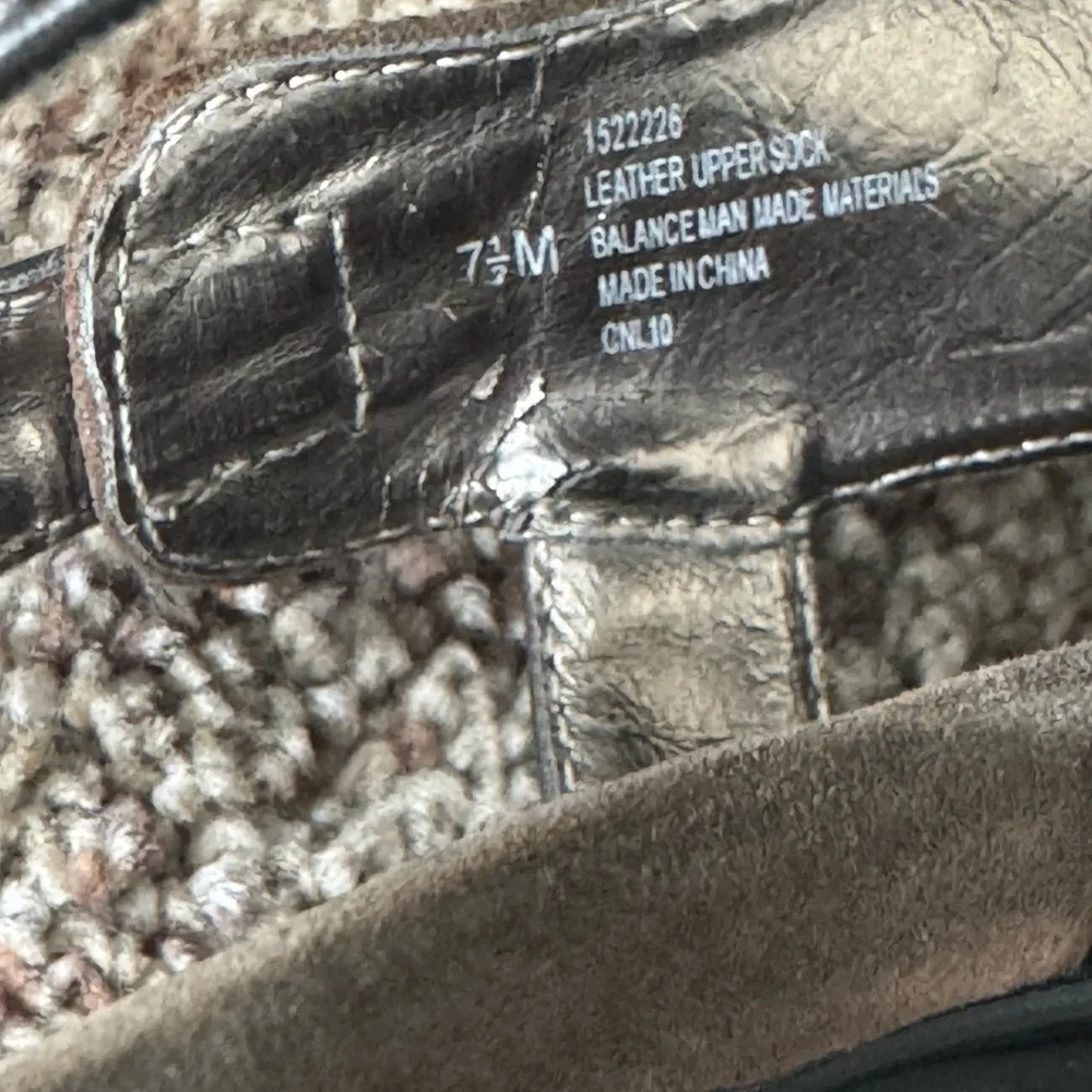 Sofft Brown Suede Women's Heels - Picture 15 of 15